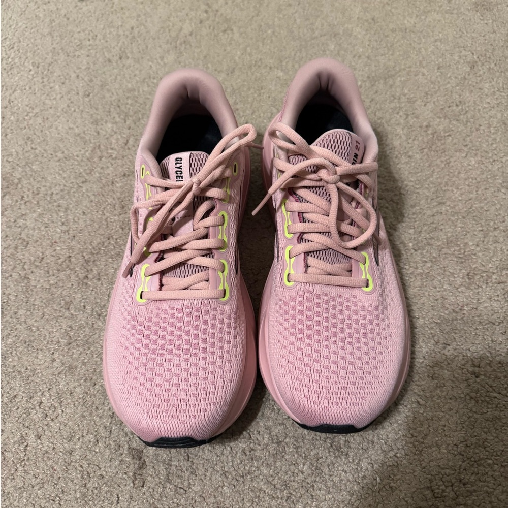 Brookes Glycerin 21 Sneakers!